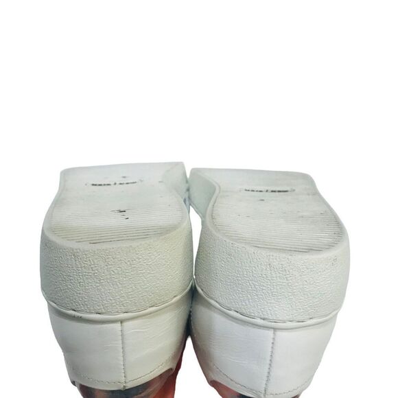 Here Now Fox Pom Pom Sneakers Platform Shoes Slip On Size 6.5 White Leather - Picture 13 of 16